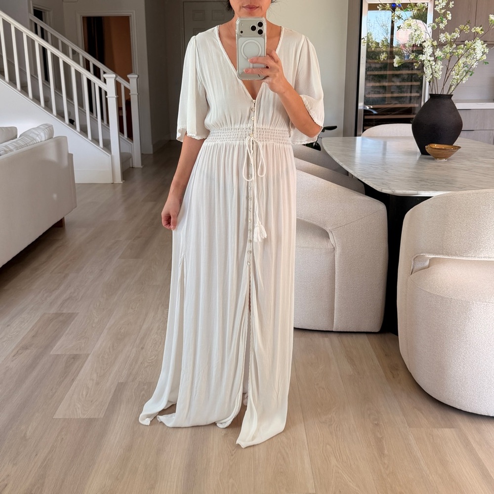 White Maxi Dress great for maternity or beach vacation size small